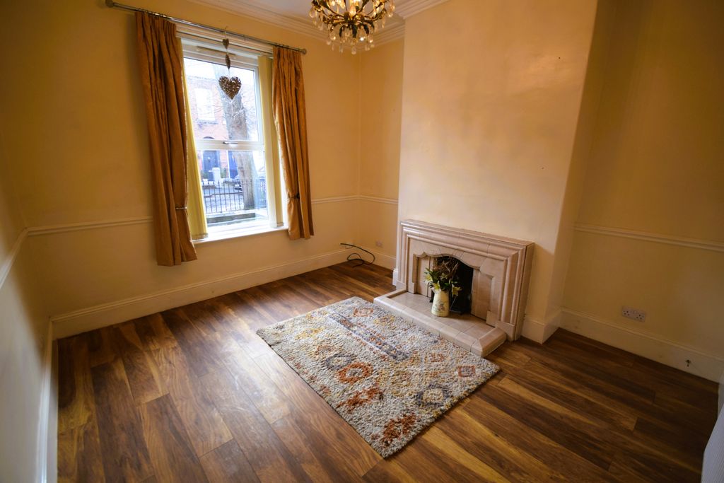 Property photo 2 of 15 Front Living Room