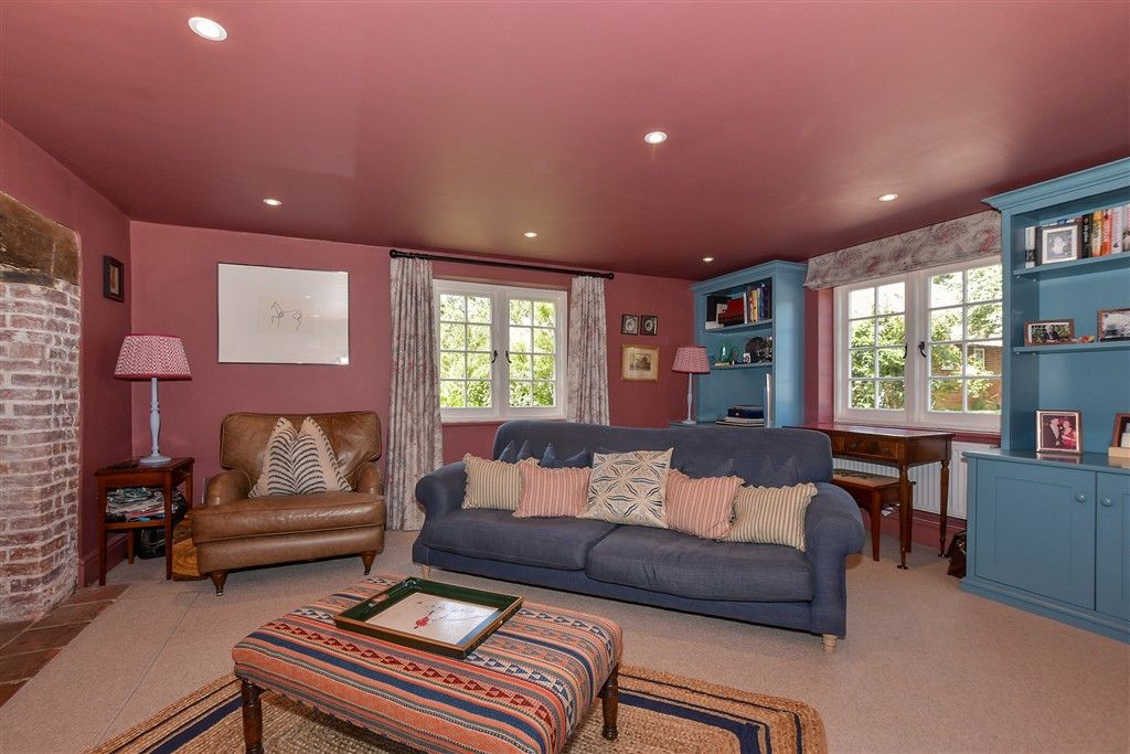 Property photo 2 of 15 Sitting Room