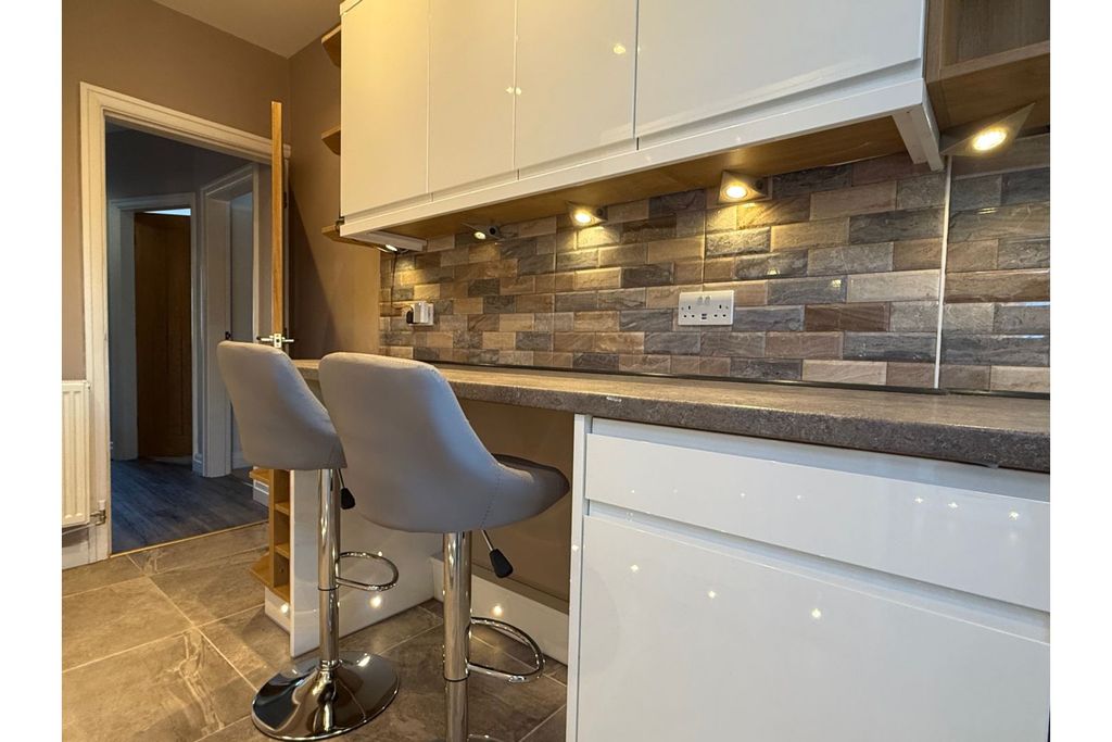 Property photo 3 of 48 Kitchen