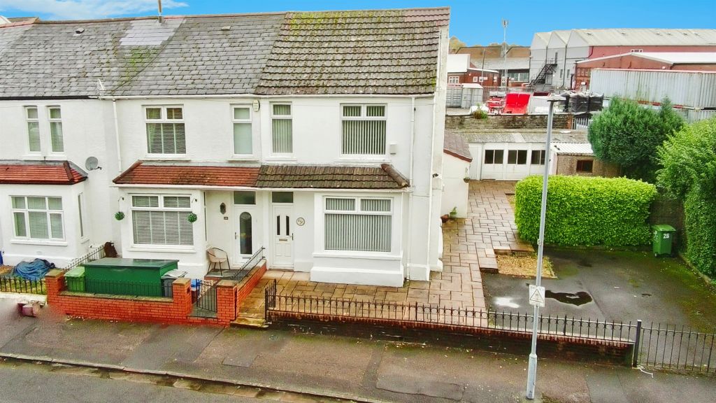 Property photo 1 of 18