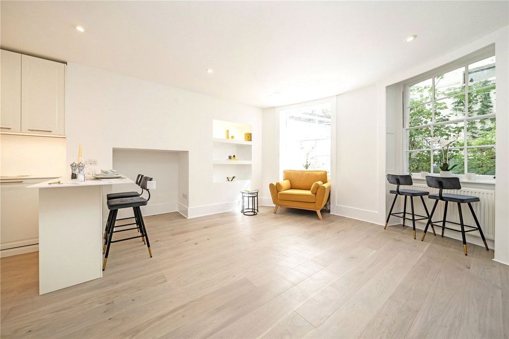 Property photo 1 of 5