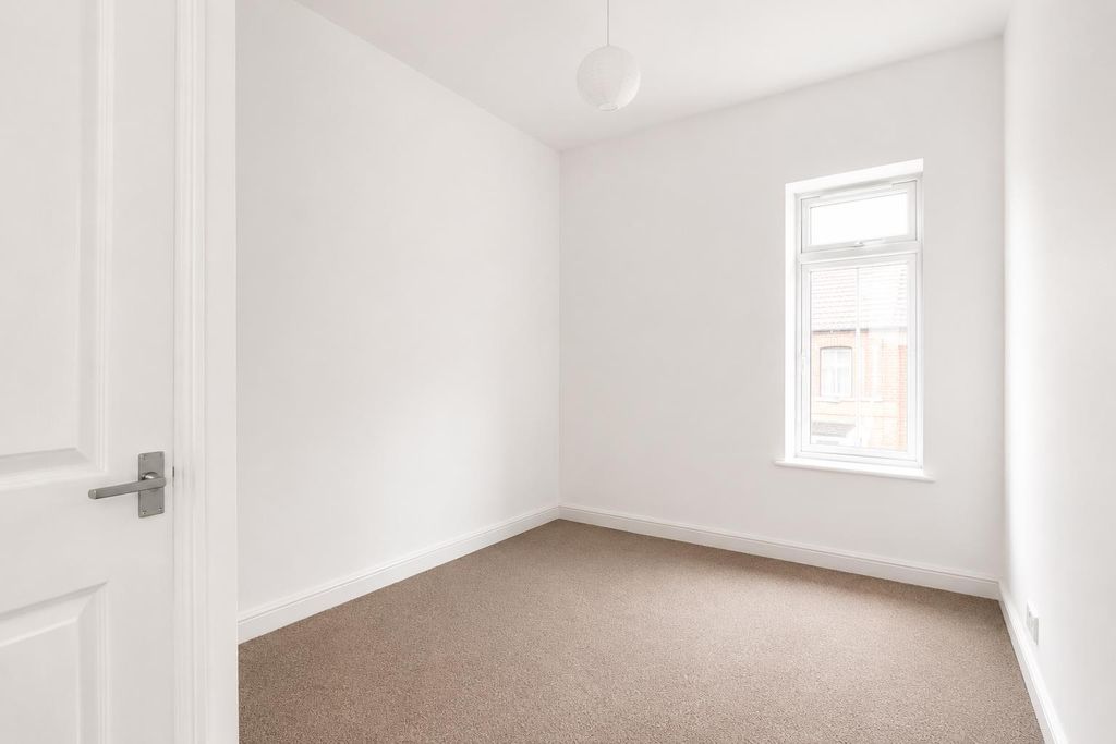 Property photo 2 of 10 2