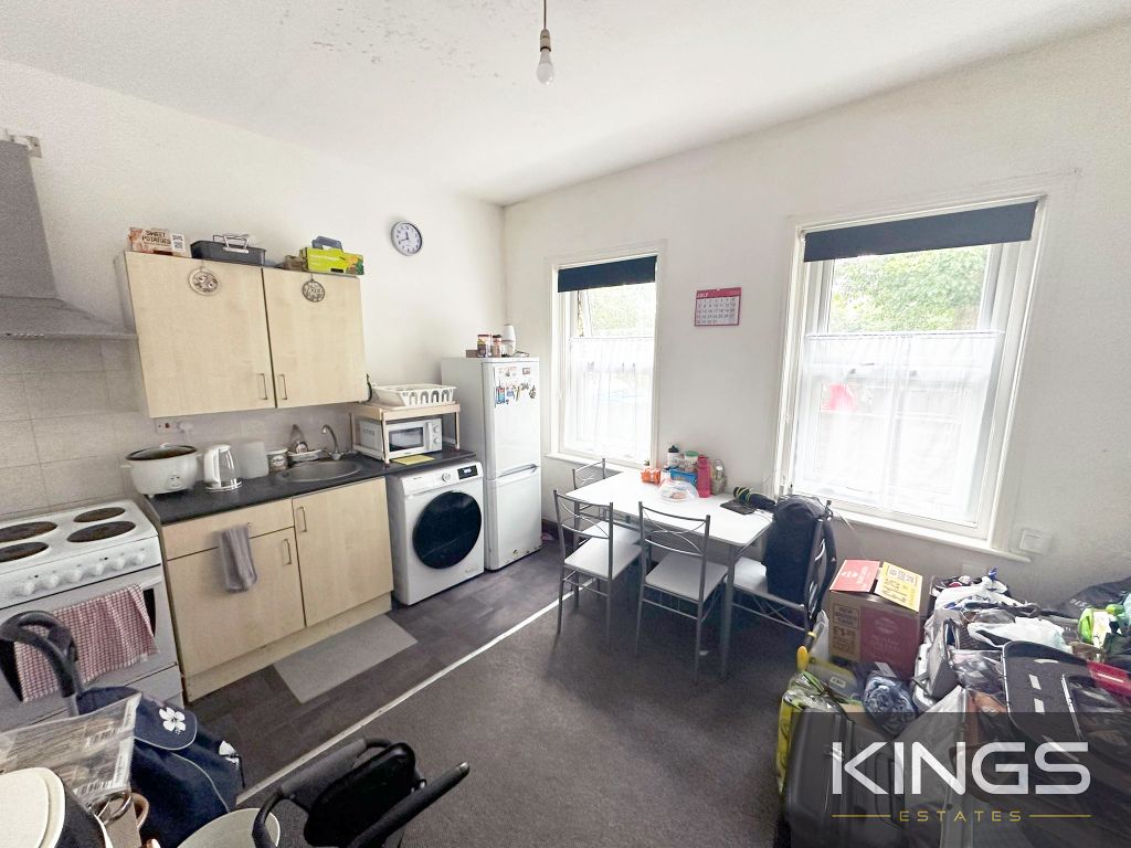 Property photo 2 of 4 Flat 1, 17 Wordsworth Rd (7)Logo