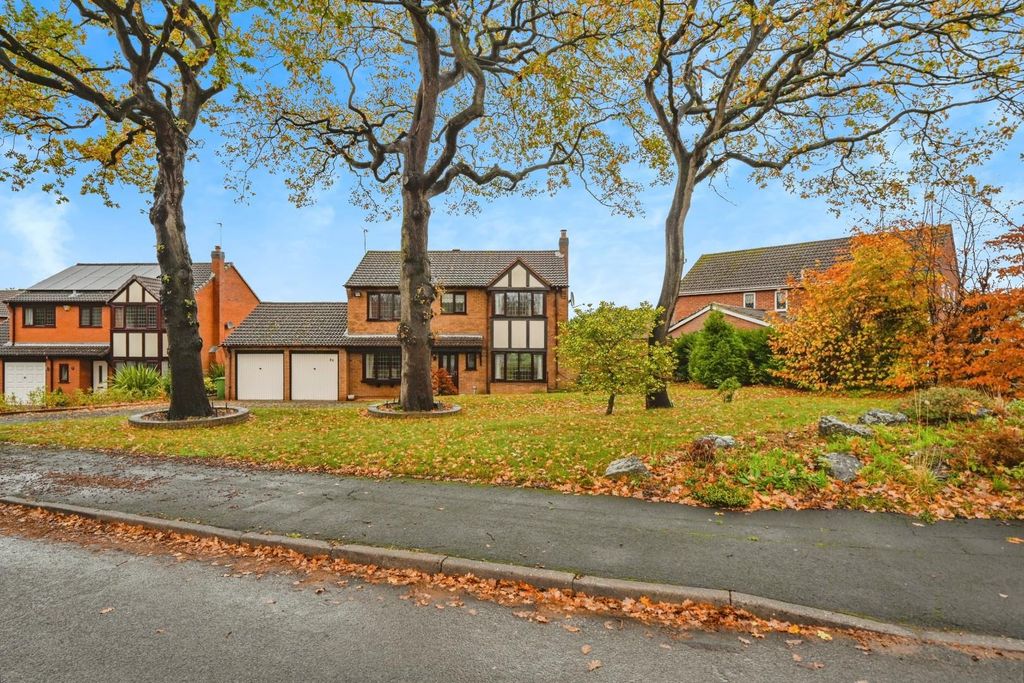 Property photo 2 of 27 29Gleneagles-33.Jpg