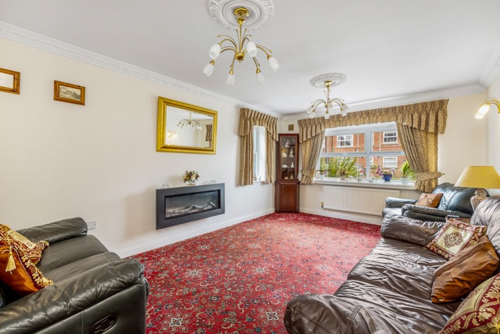 Property photo 2 of 28 2 Sandstone Gardens (Spalding)-15