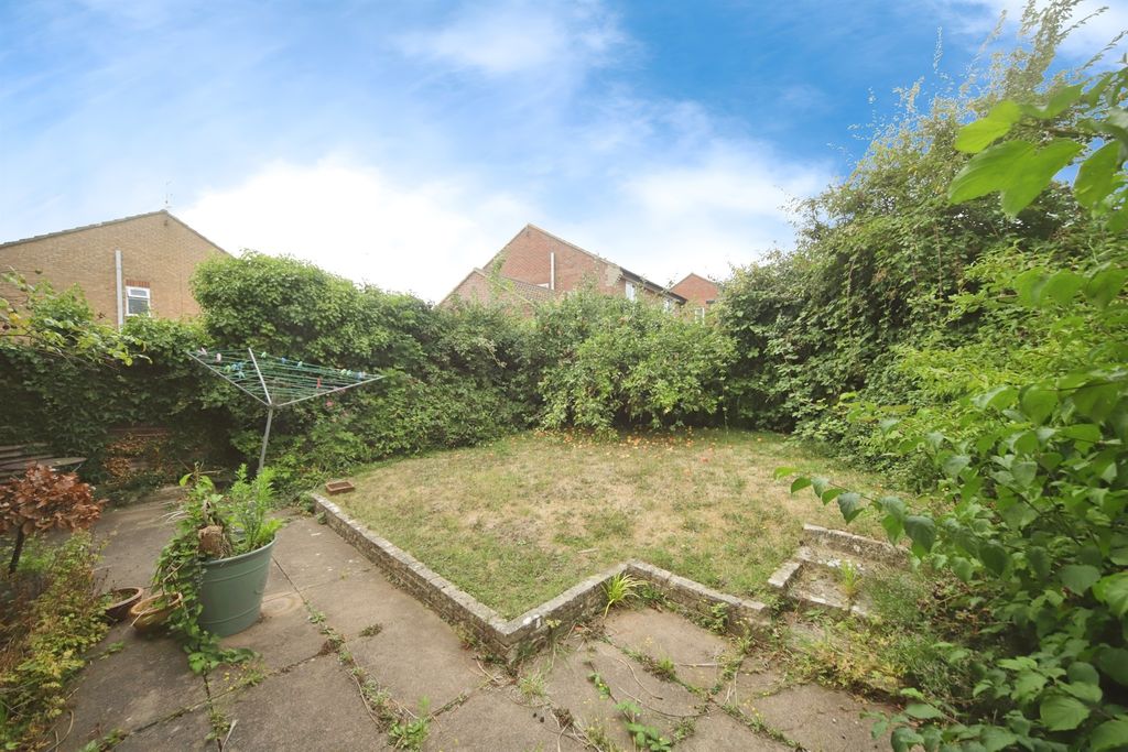 Property photo 3 of 17