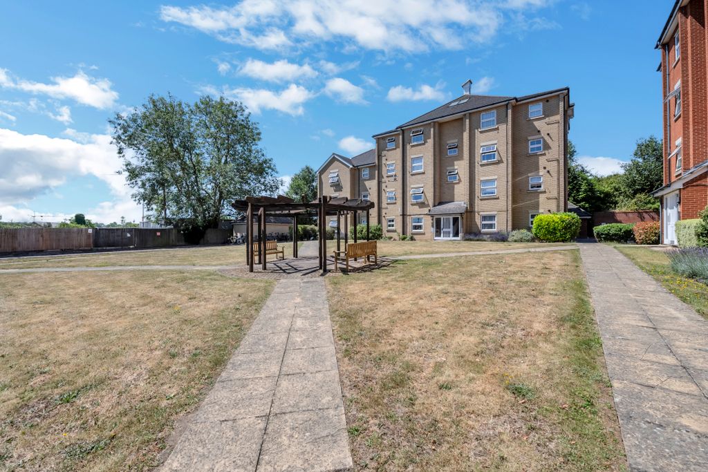 Property photo 1 of 10