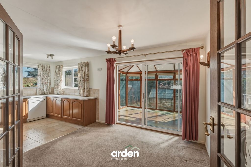 Property photo 3 of 15