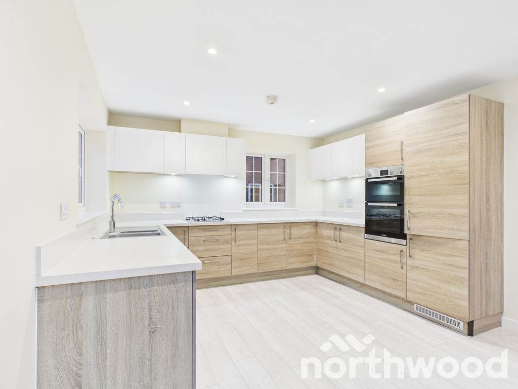 Property photo 3 of 34