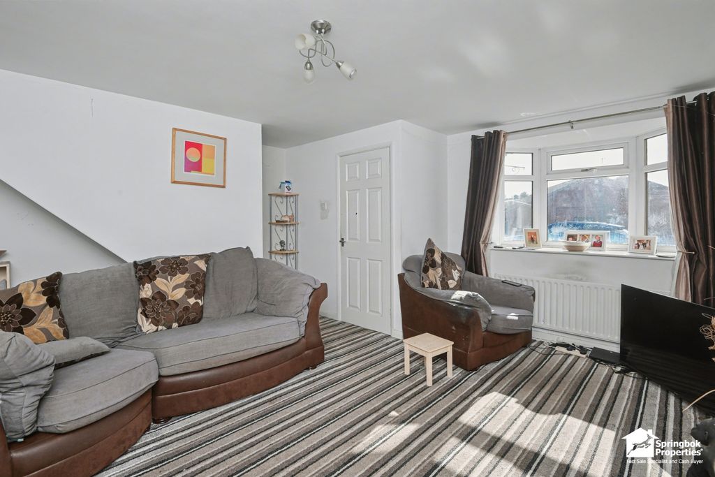 Property photo 3 of 13 Image 2