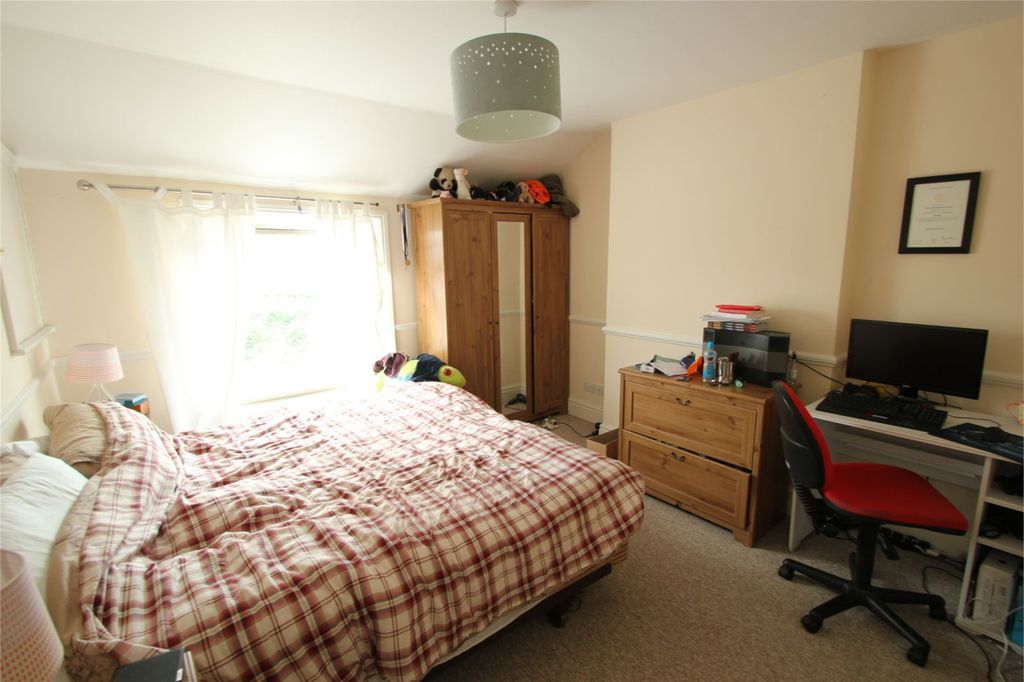 Property photo 3 of 12 Photograph 3