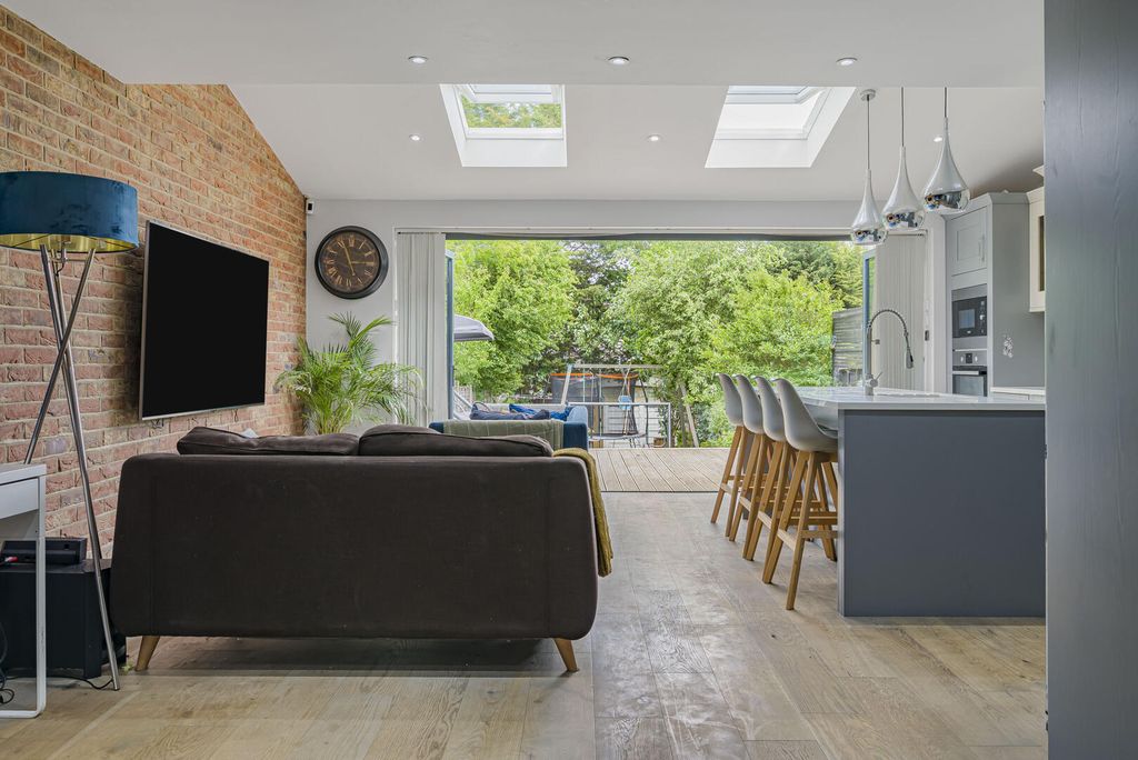 Additional image 19 of 4 bed end terrace house for saleShirley Avenue, Bexley DA5