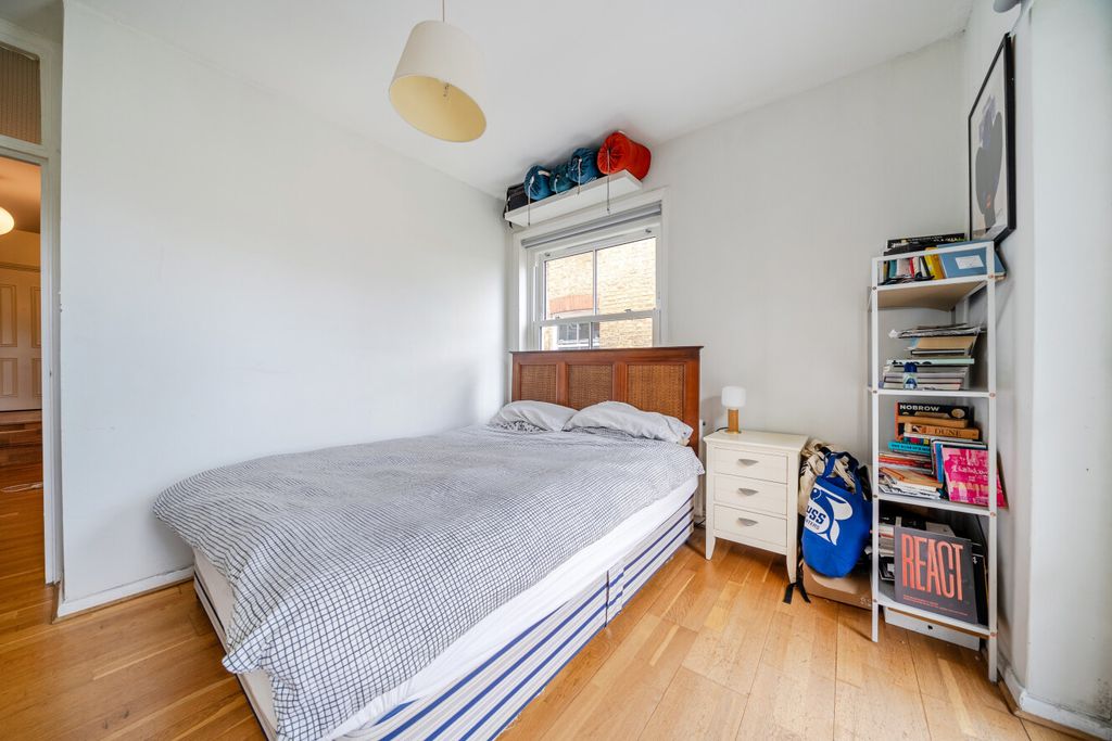 Property photo 3 of 9 1468373-2-6A33F38...