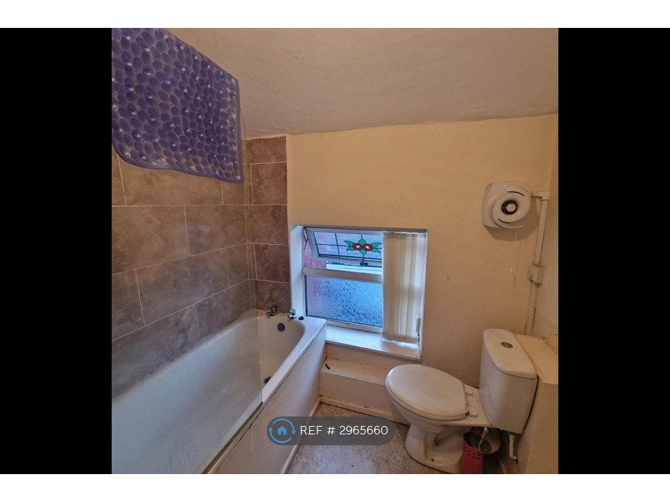 Property photo 3 of 3