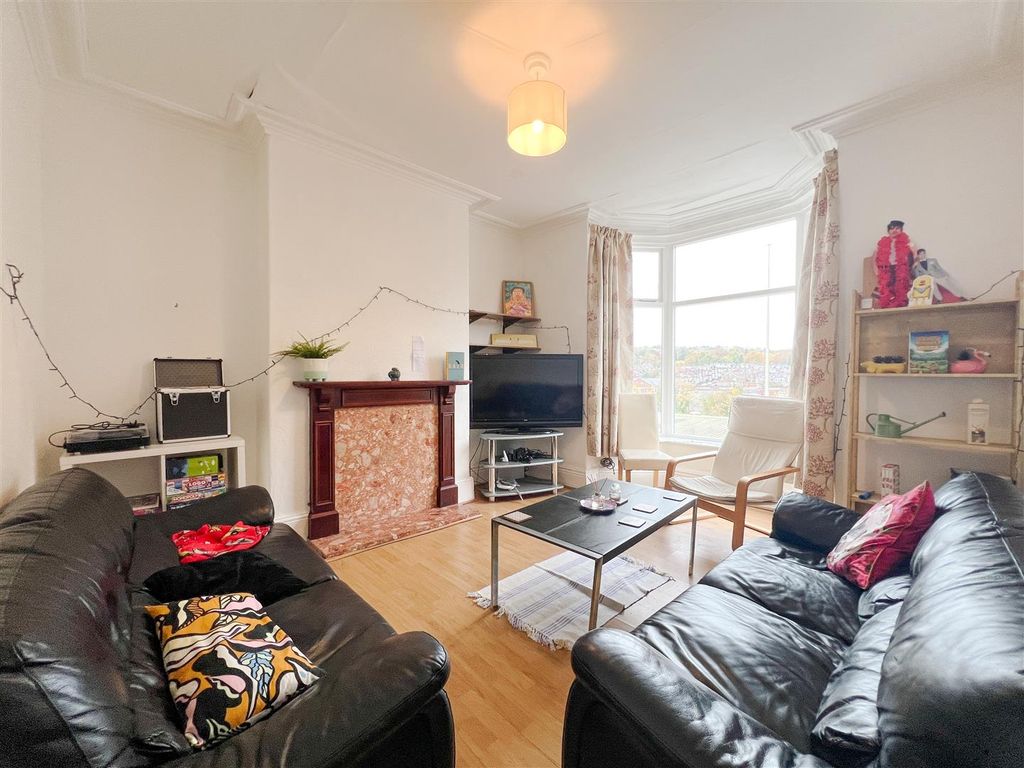 Property photo 2 of 11 Img_1547.Jpg