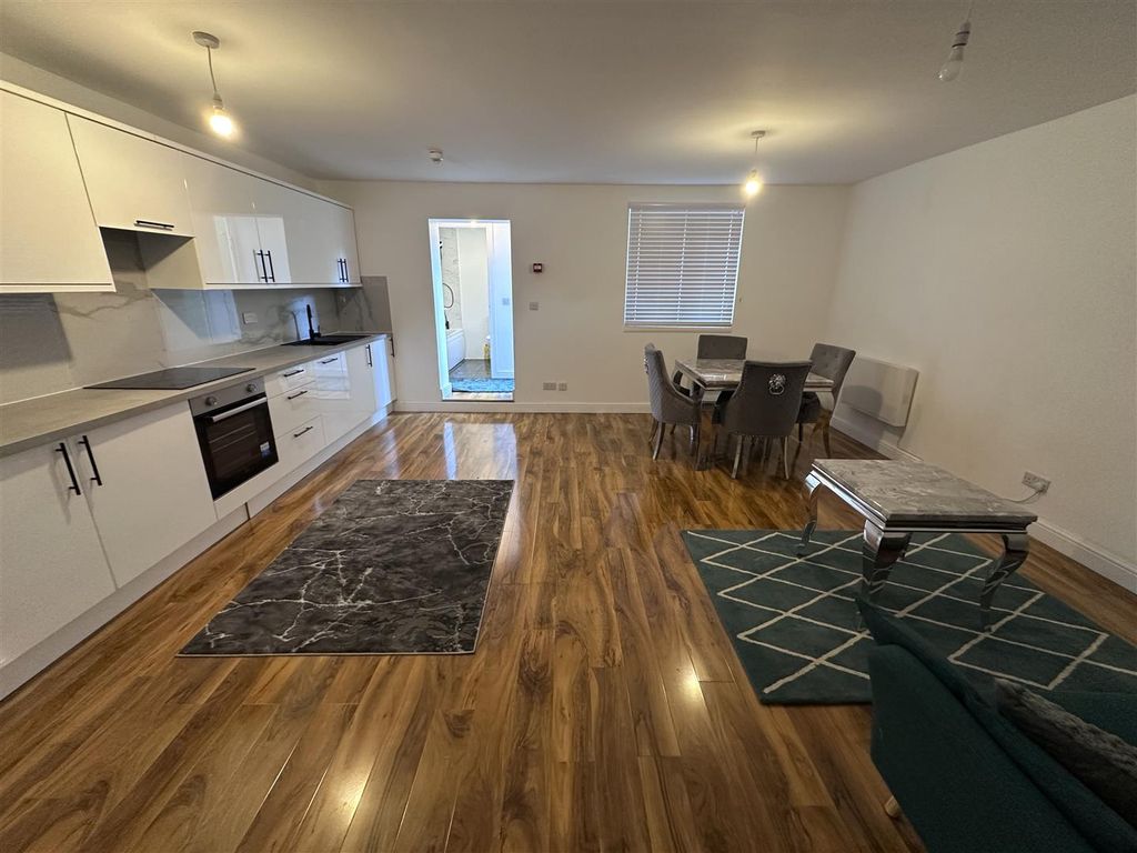 Property photo 3 of 8 Img_4315.Jpg