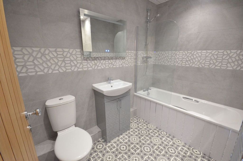 Property photo 2 of 27 Photo 21
