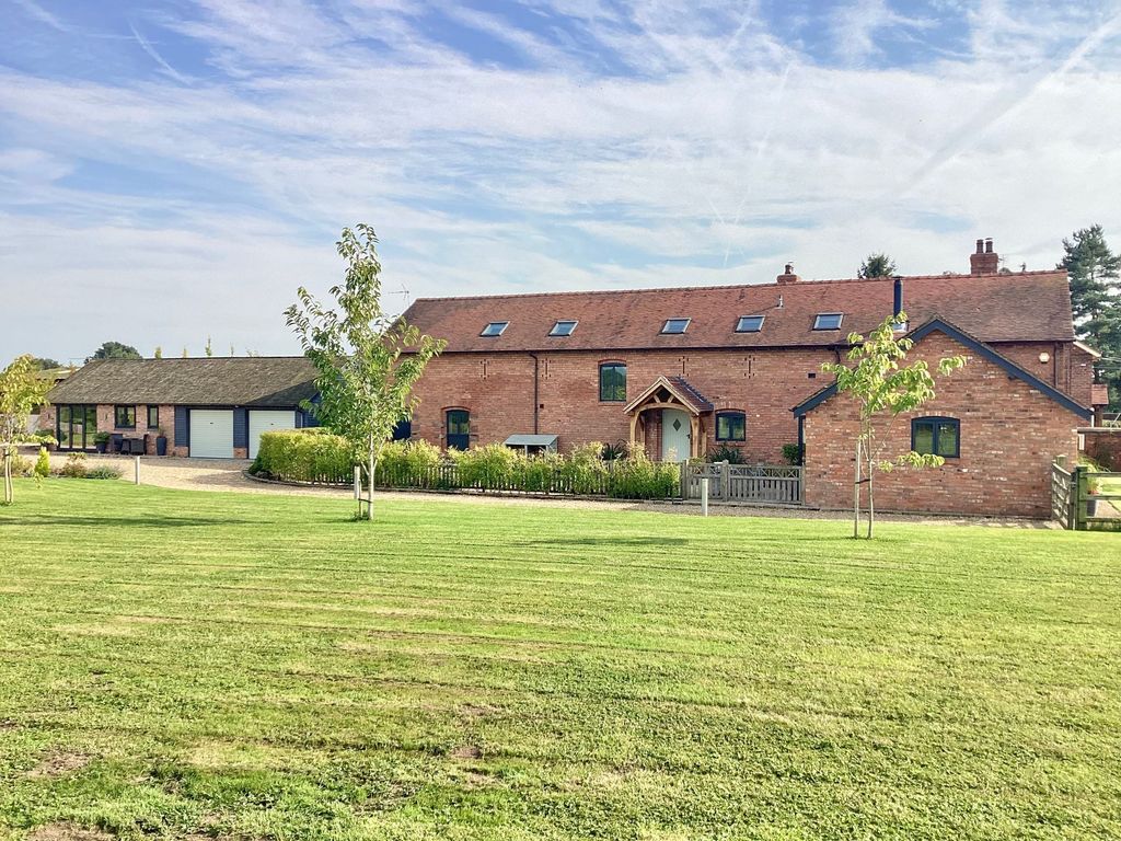 Property photo 1 of 34