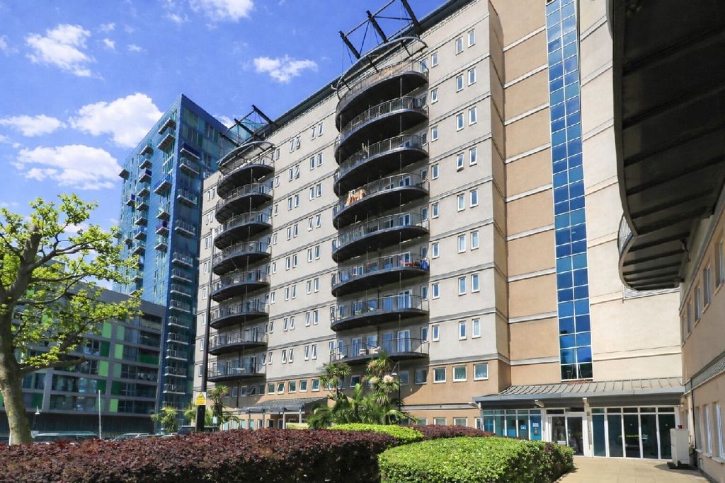 Property photo 1 of 13 Photo 0