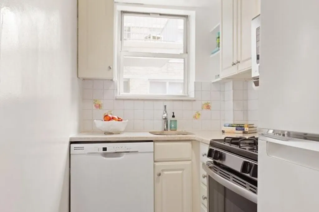 Property photo 3 of 6 <Alttext/>