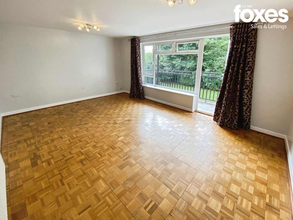 Property photo 3 of 13 5379033