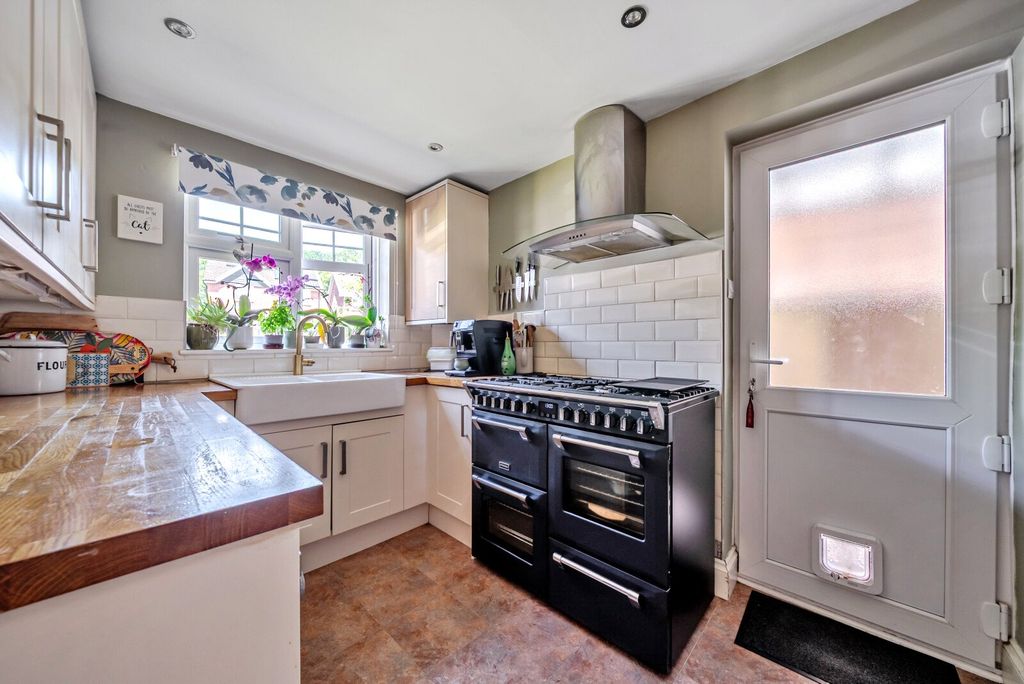 Property photo 2 of 10 Picture No. 02