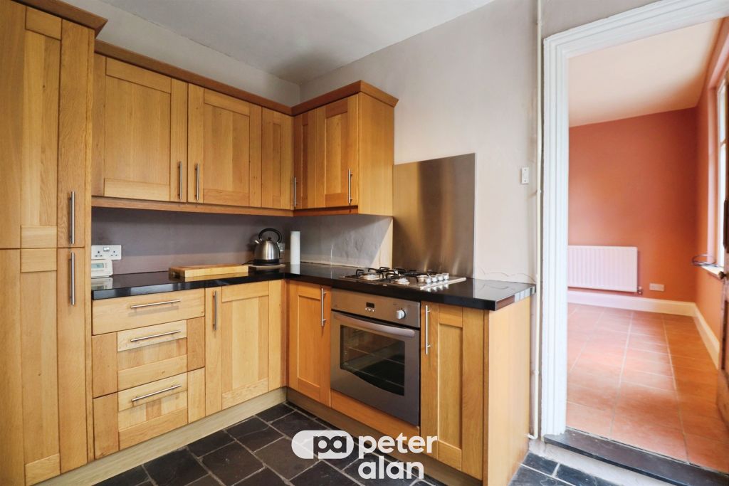 Property photo 2 of 32