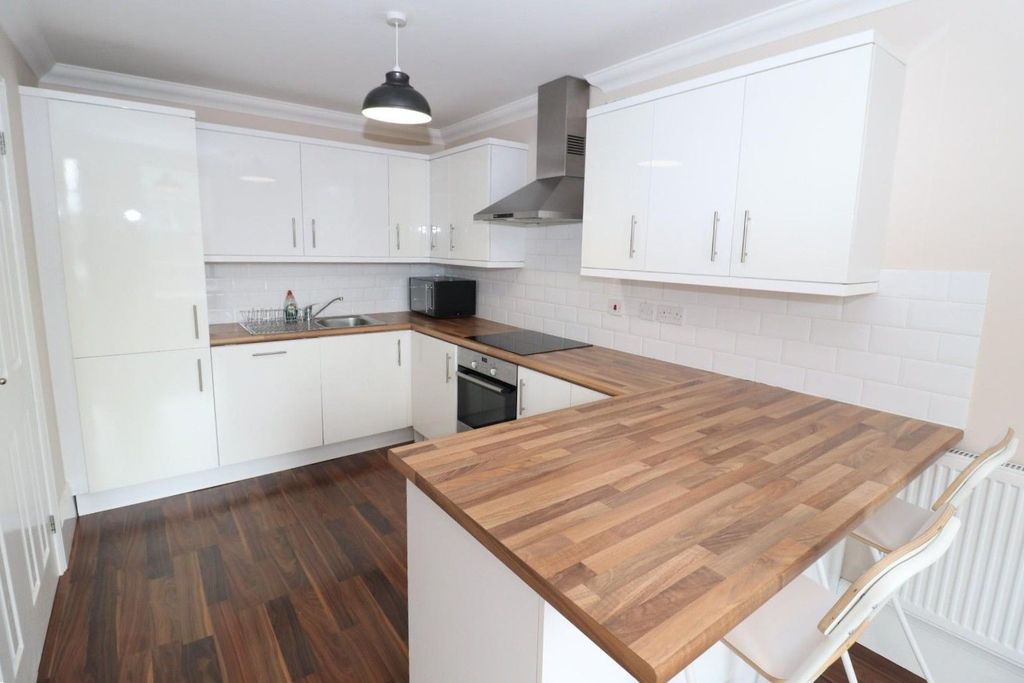 Property photo 2 of 9