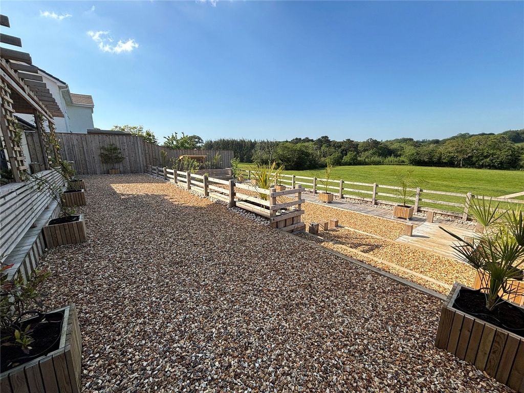 Property photo 3 of 29 Picture No. 44