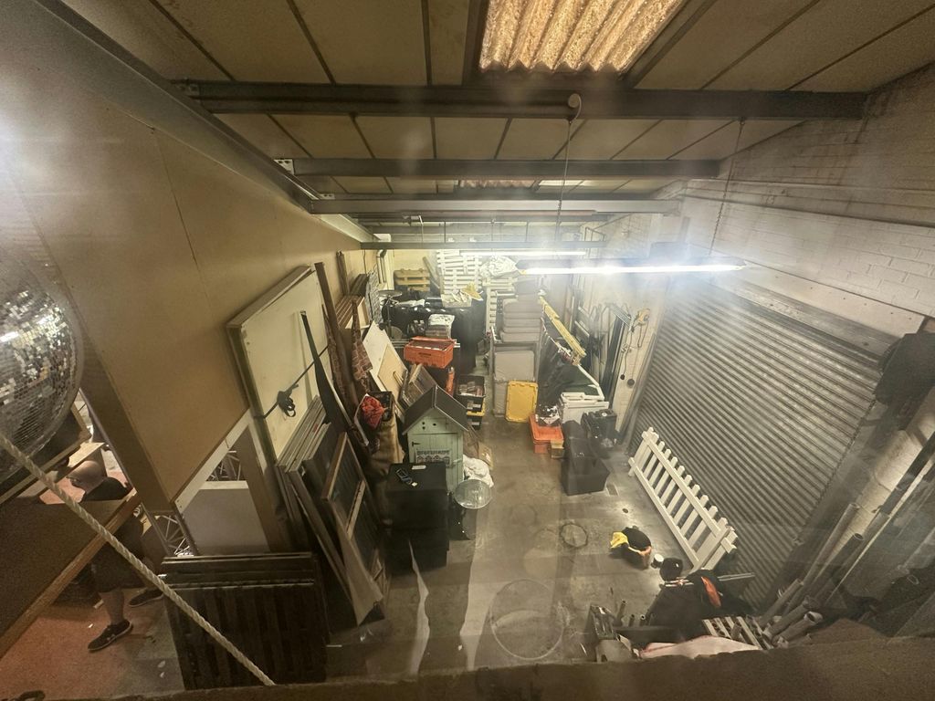 Property photo 3 of 8 Image 7