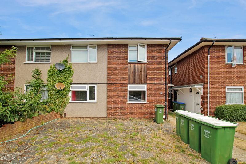 Property photo 1 of 7 Photo 7