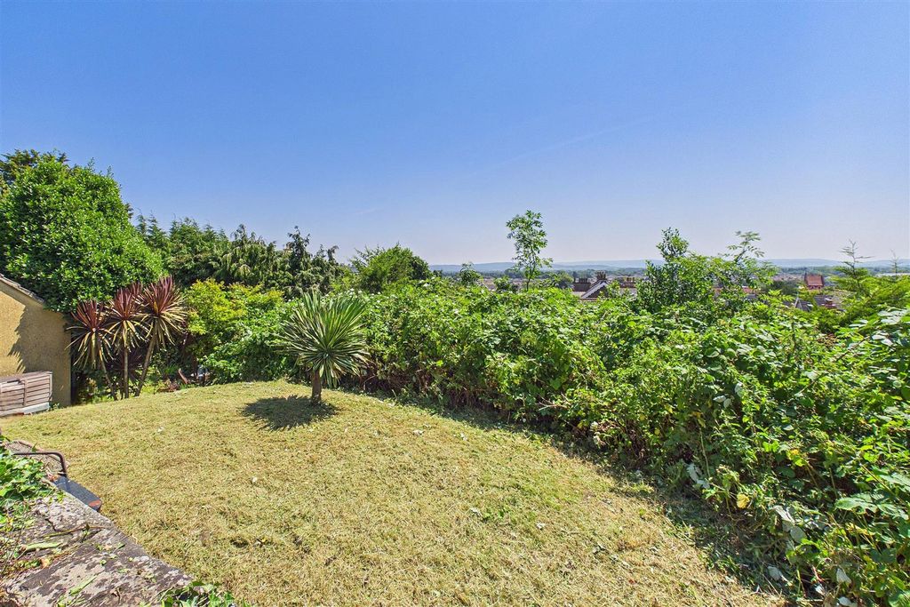 Property photo 2 of 16