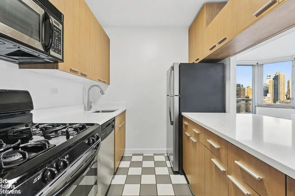 Property photo 3 of 6 <Alttext/>