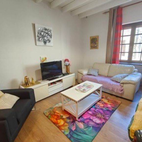 Property photo 2 of 11