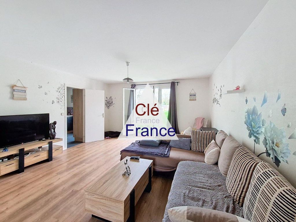 Property photo 2 of 12
