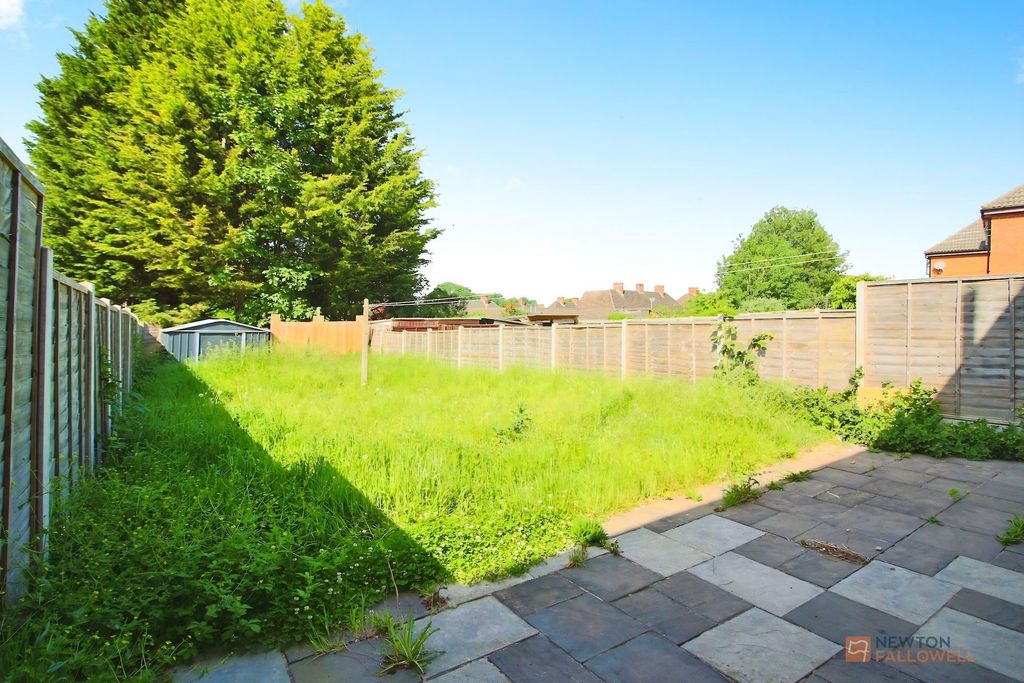 Property photo 2 of 15