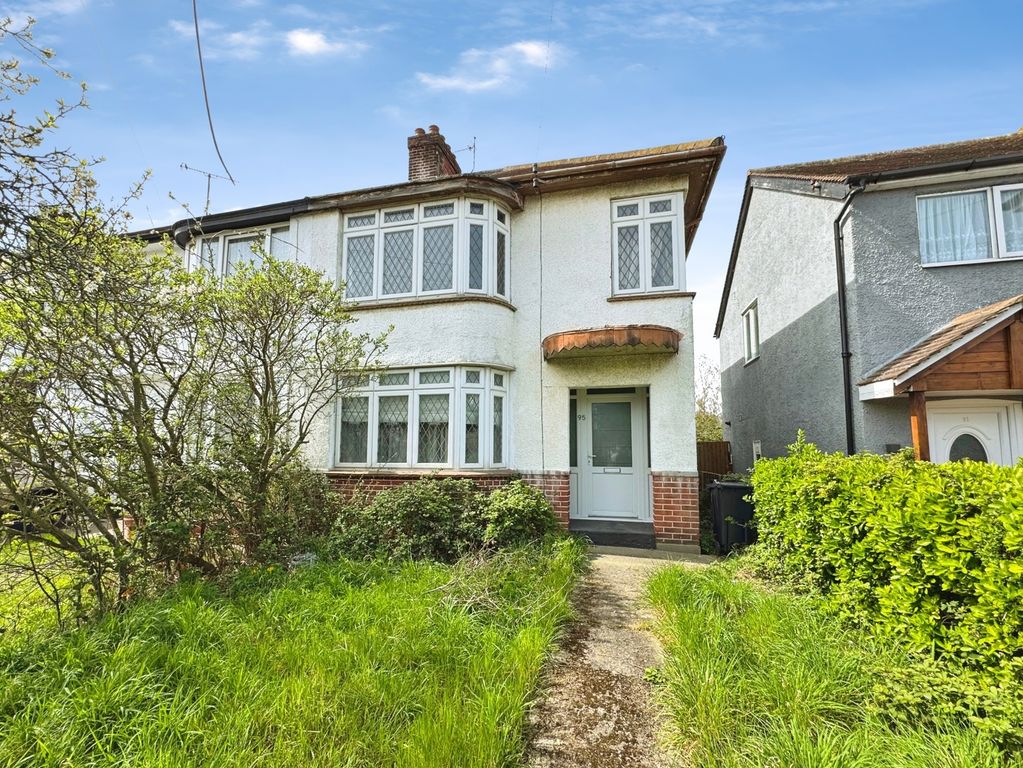 Property photo 1 of 18 Front