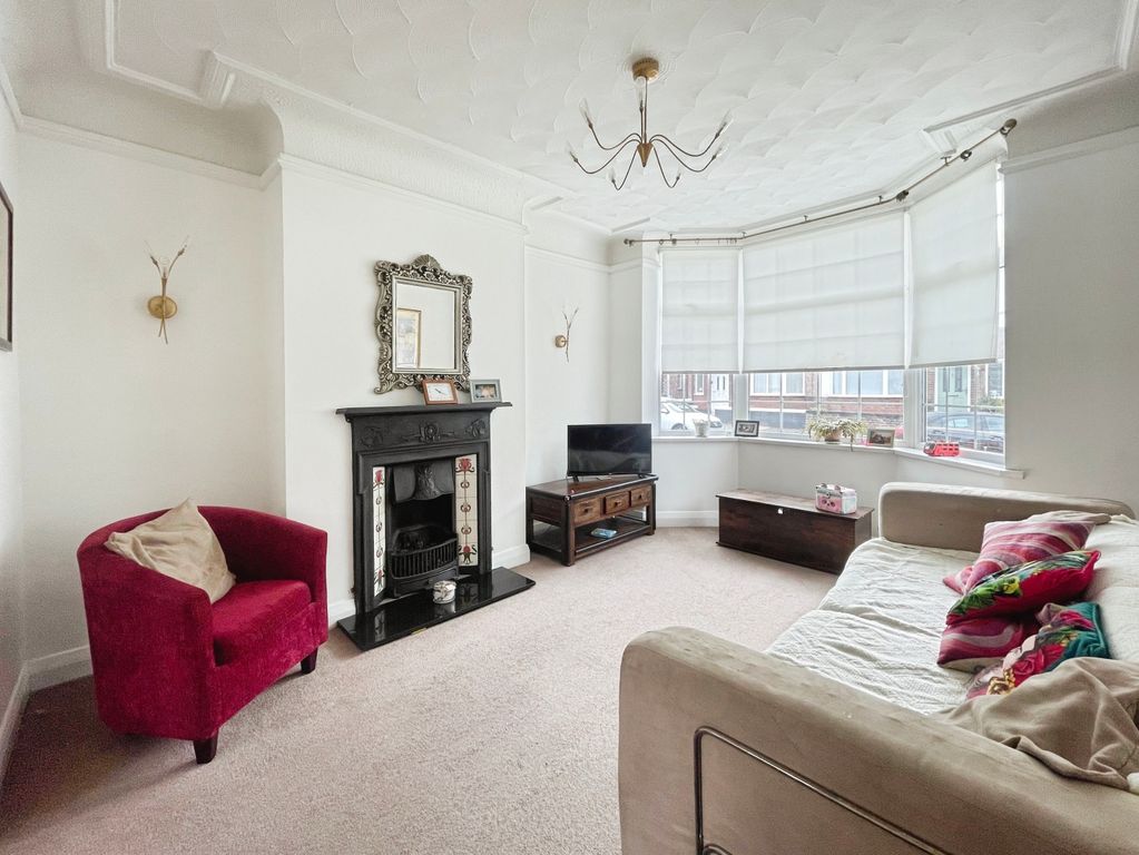 Property photo 2 of 15 4