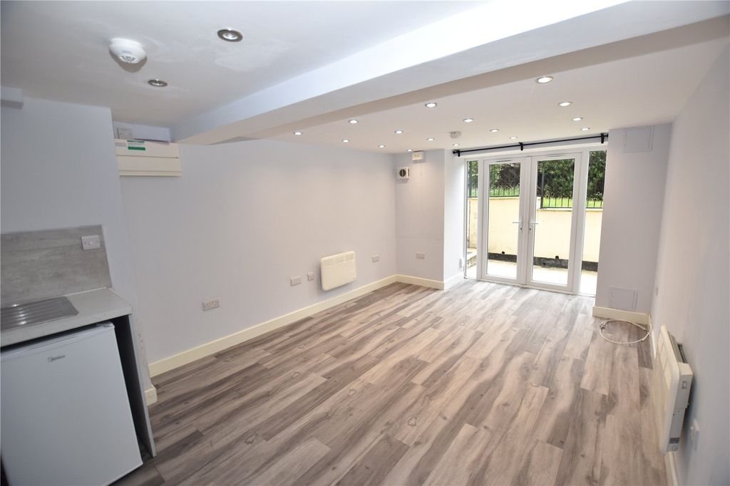 Property photo 3 of 10 Picture No. 03