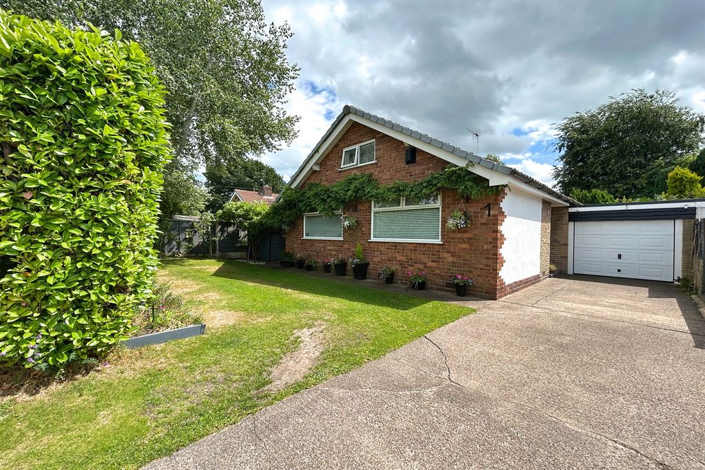 Property photo 1 of 20 (Main)