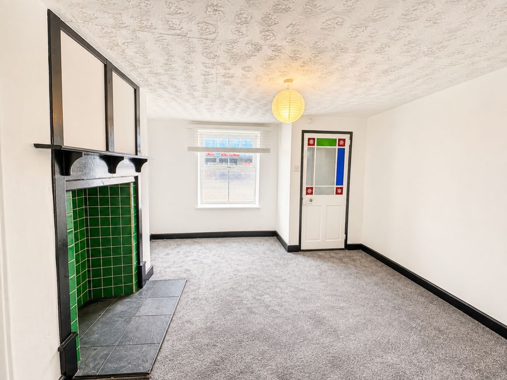 Property photo 2 of 9 2