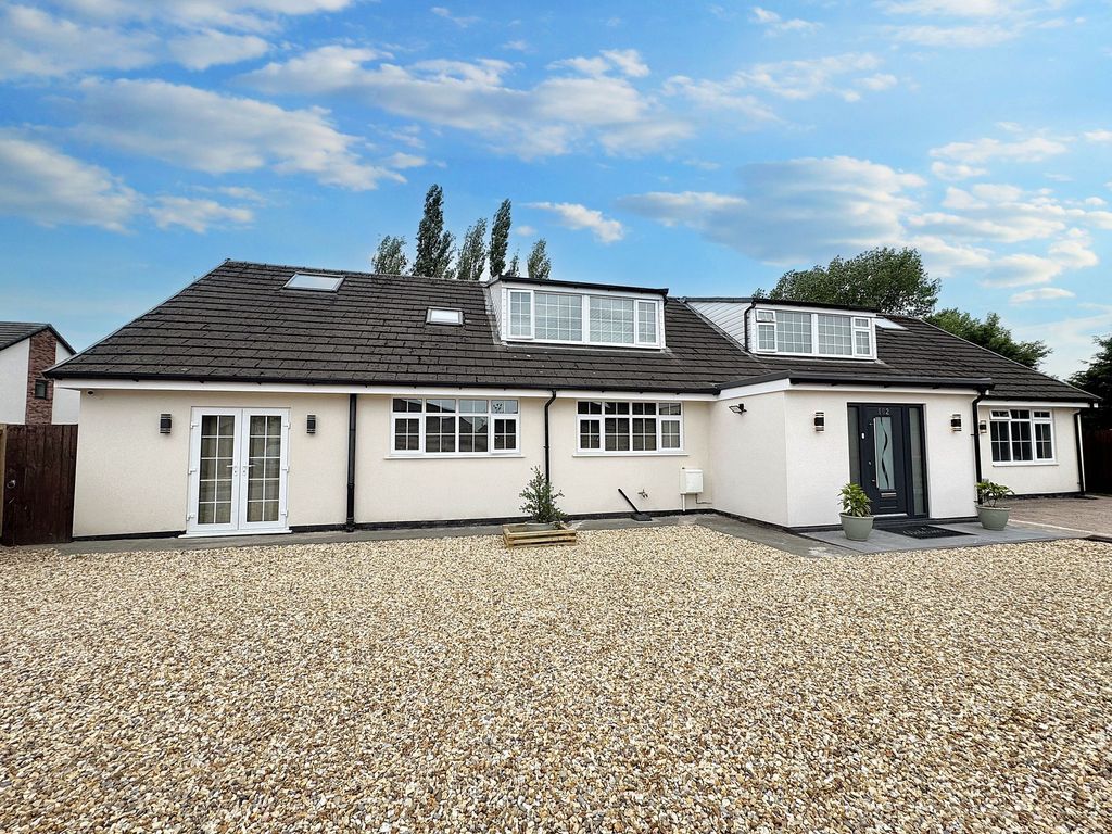 Property photo 1 of 62