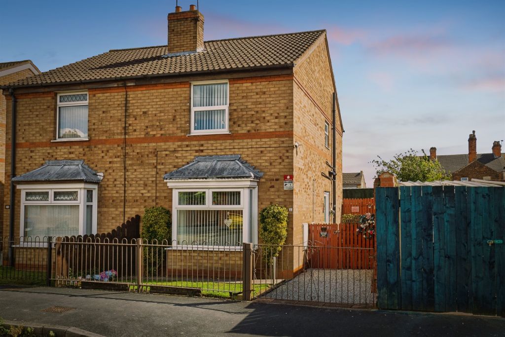 Property photo 1 of 14