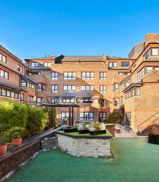 Property photo 2 of 11