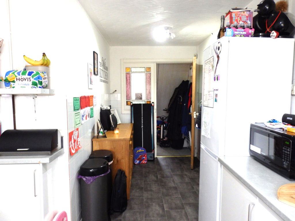 Property photo 3 of 23