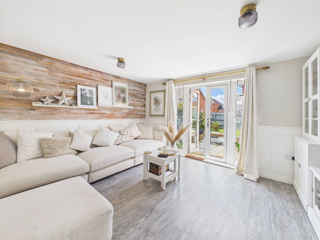 Property photo 3 of 21