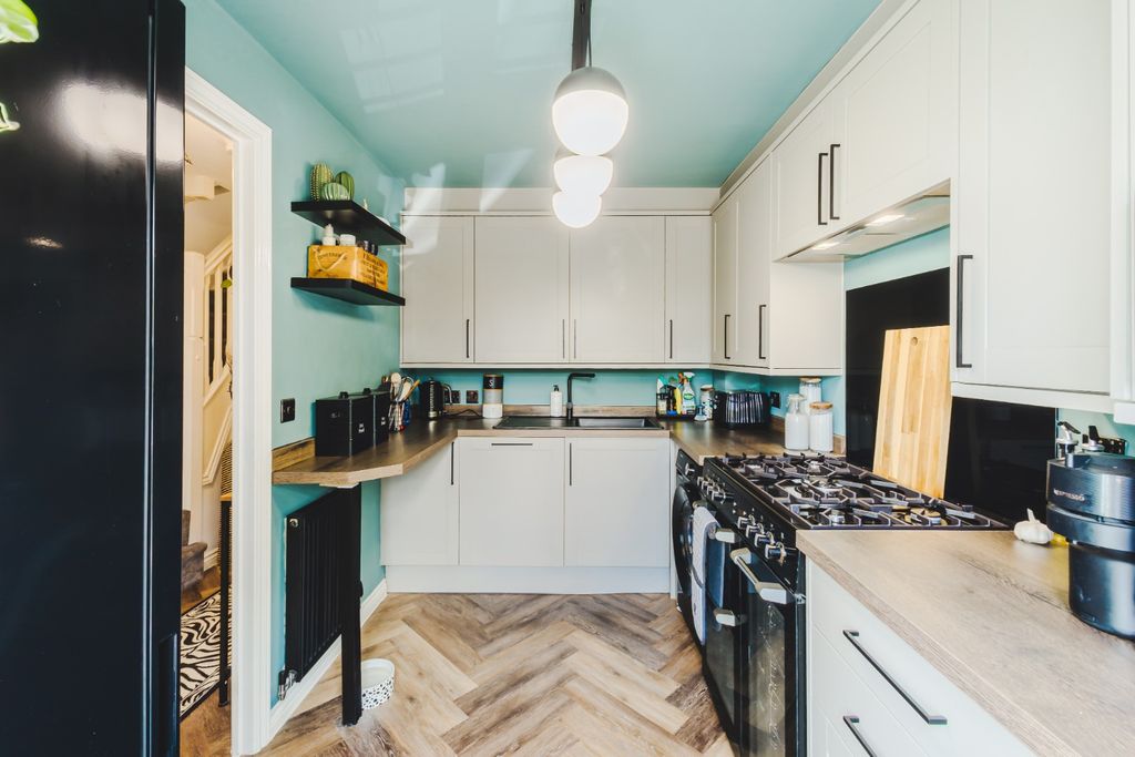 Property photo 3 of 25 5418165