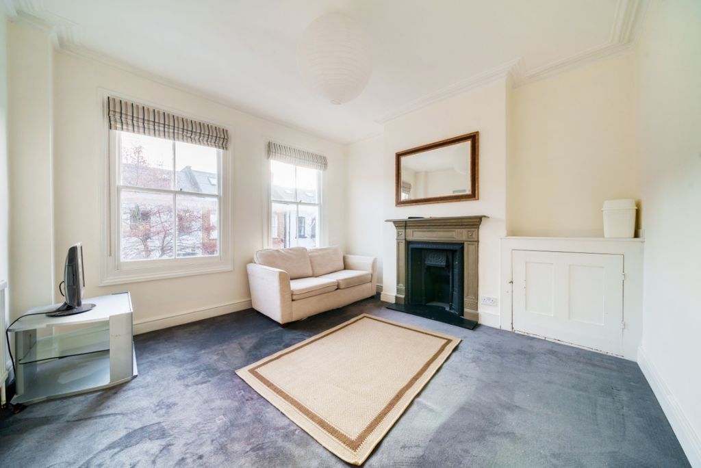 Property photo 1 of 8 1064943 (3)