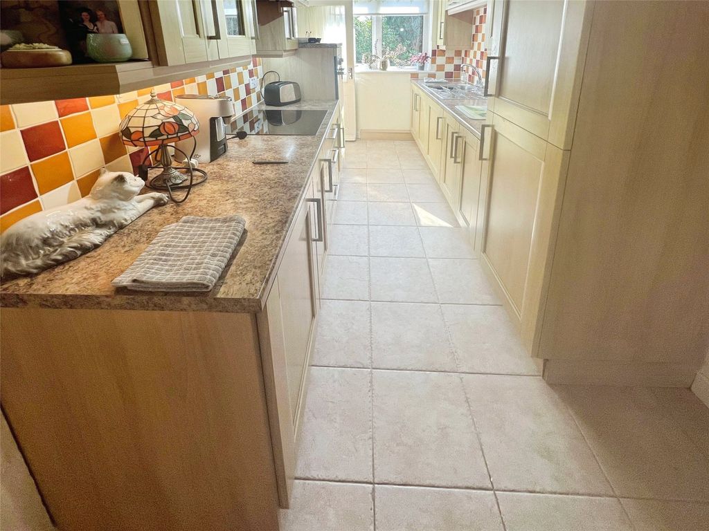 Property photo 3 of 29 Picture No. 34