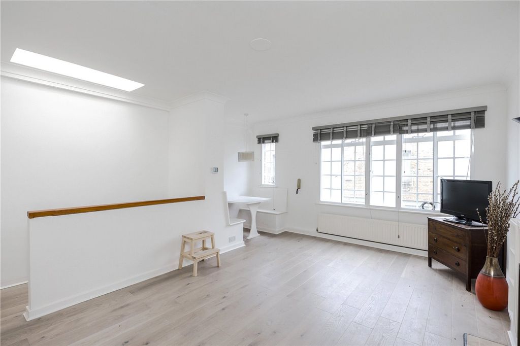 Property photo 1 of 10 Picture No. 08